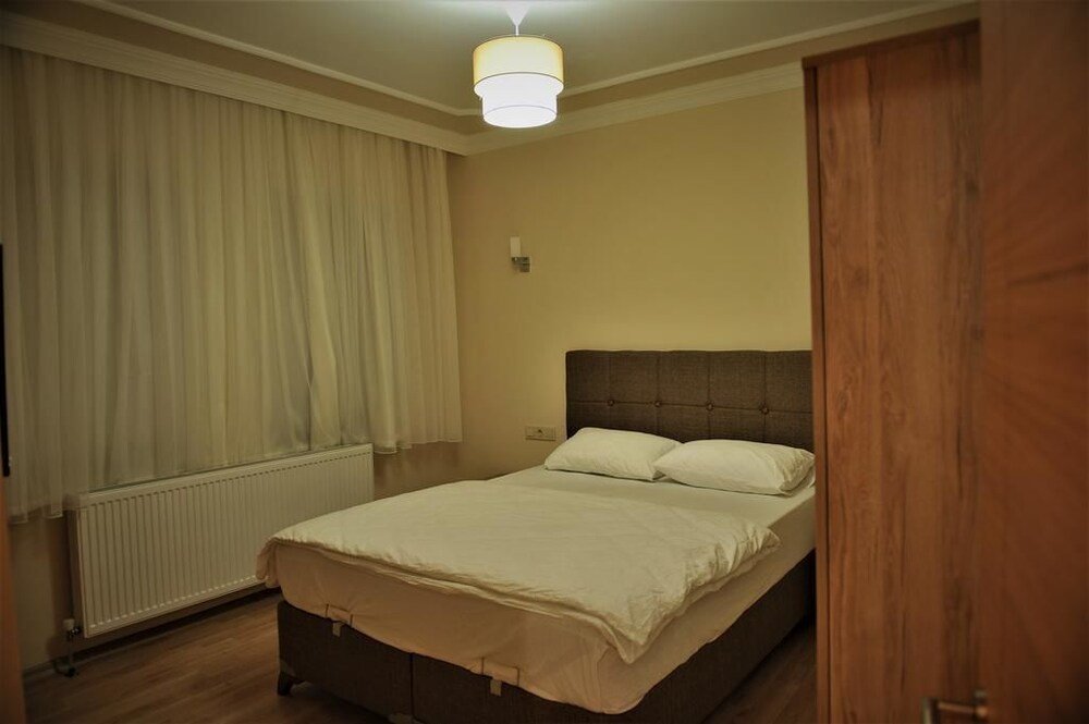 Узунгёль: Sahin Apart