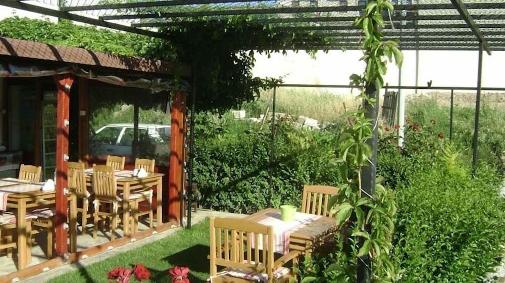Бозджаада: Adamarin Terrace Hotel