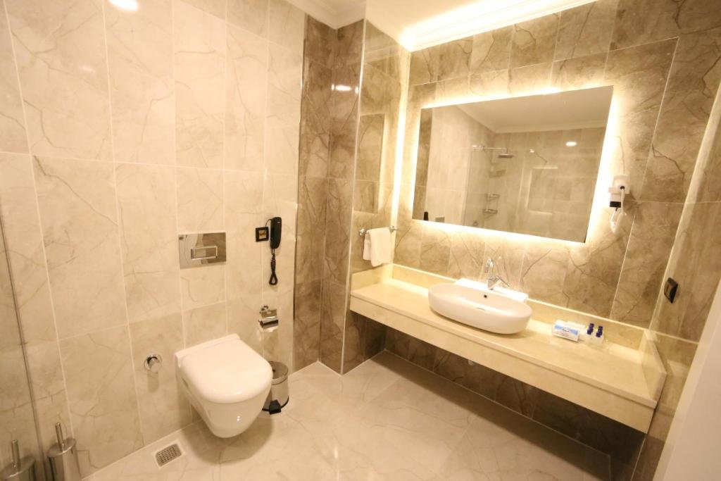 Афьон-Карахисар: Ema Ozturk Thermal Hotel