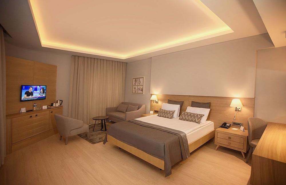 Коркутели: Gumushan Hotel