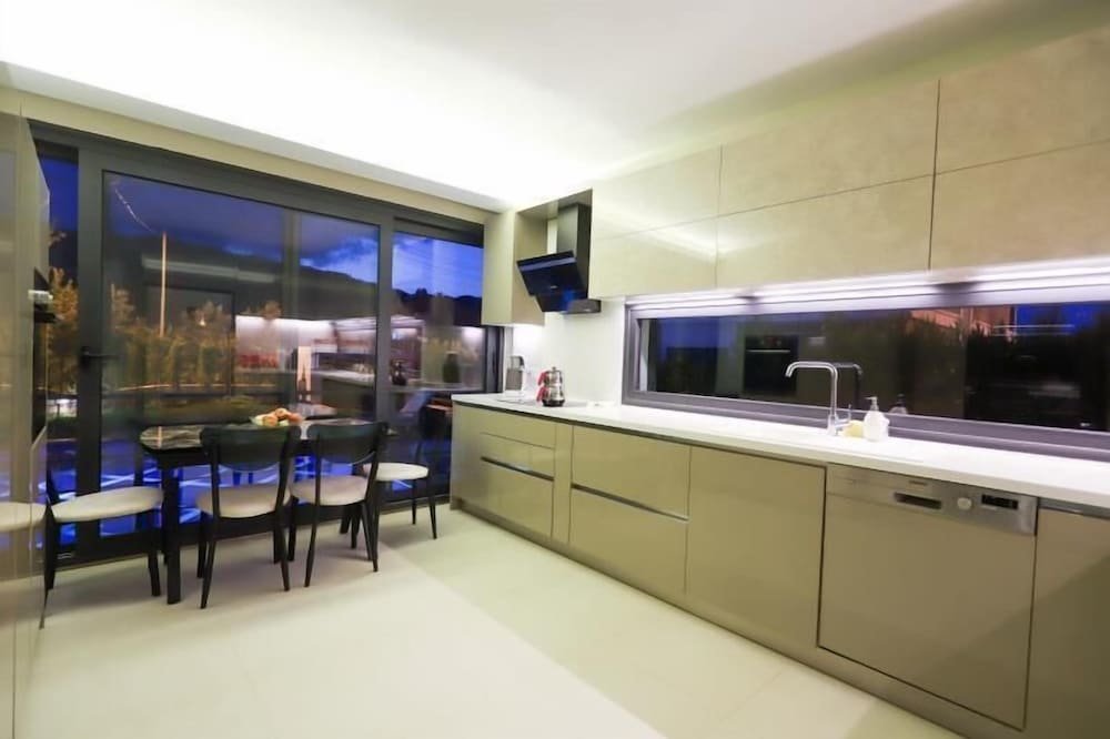 Мармарис: Villa Grass Icmeler Marmaris Daily Weekly Rentals