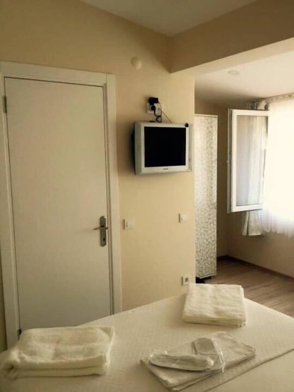 Бююкада: Cicekli Yali Otel