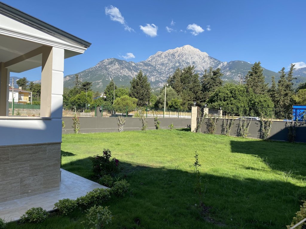 Текирова: Premium park apart