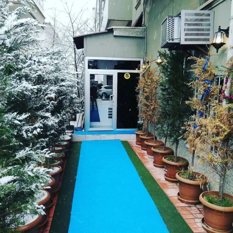 Анкара: Otel KGZ Konagi