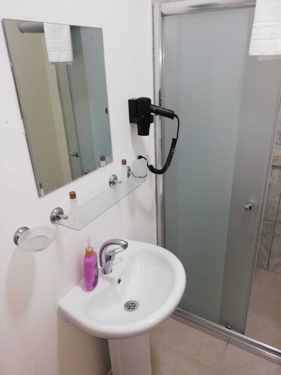Анкара: Otel KGZ Konagi