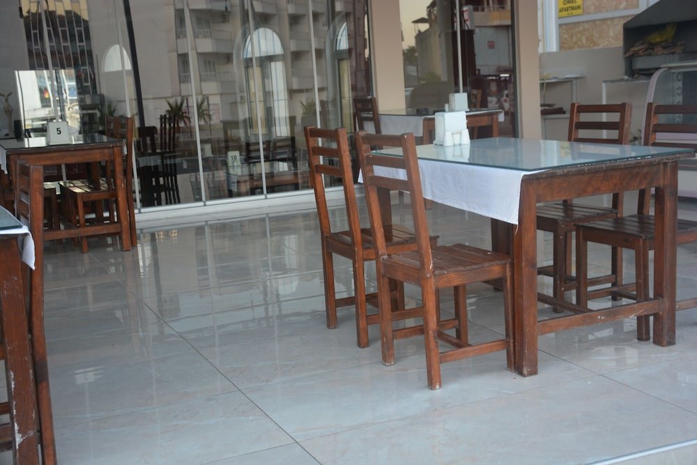 Силифке: Hira Hotel