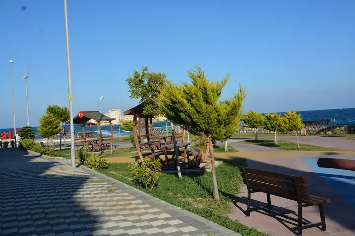 Силифке: Hira Hotel
