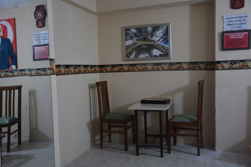 Силифке: Hira Hotel