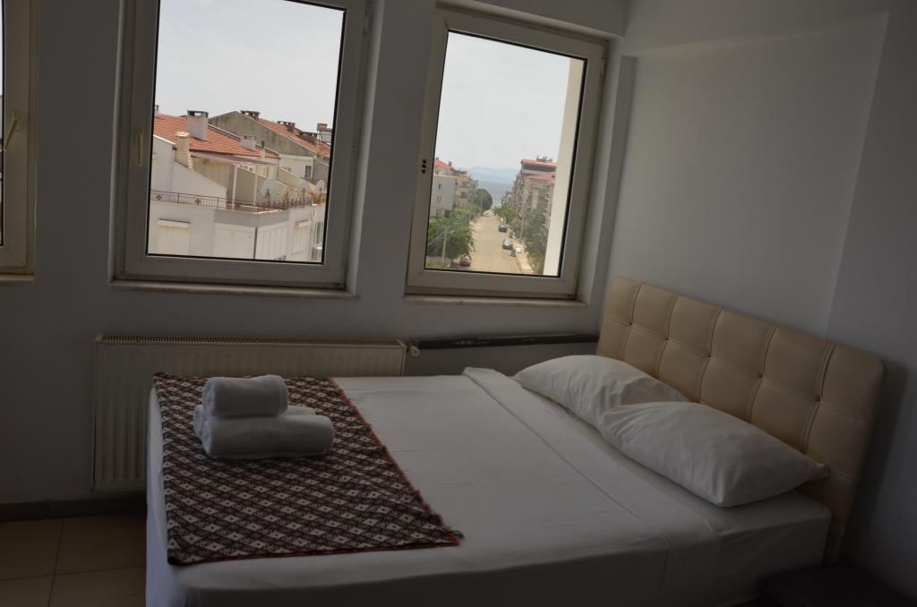 Айвалык: Lavinia Otel