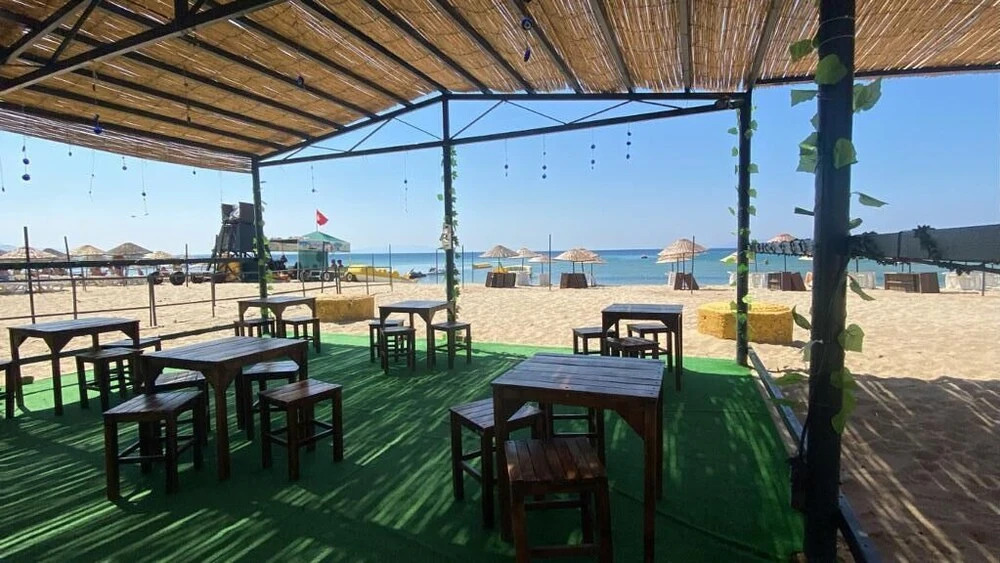 Айвалык: Lavinia Otel