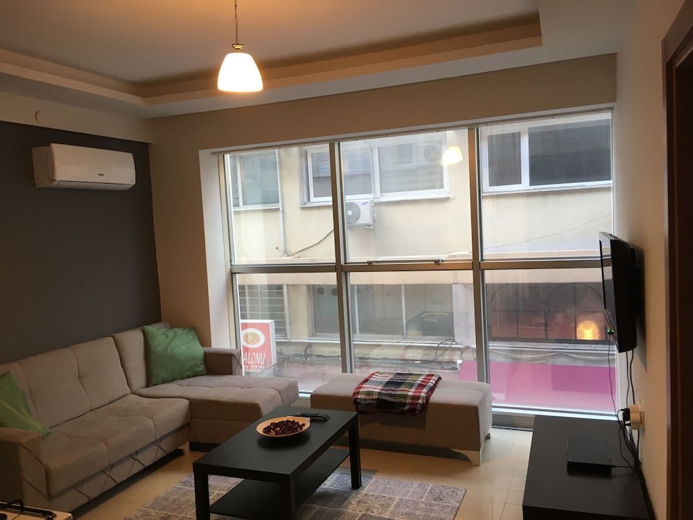 Измир: Roni Homes