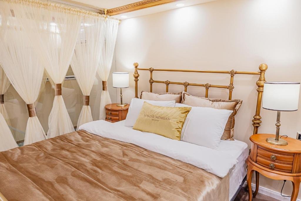 Стамбул: Lord Morgan & Exclusive Design Nisantasi