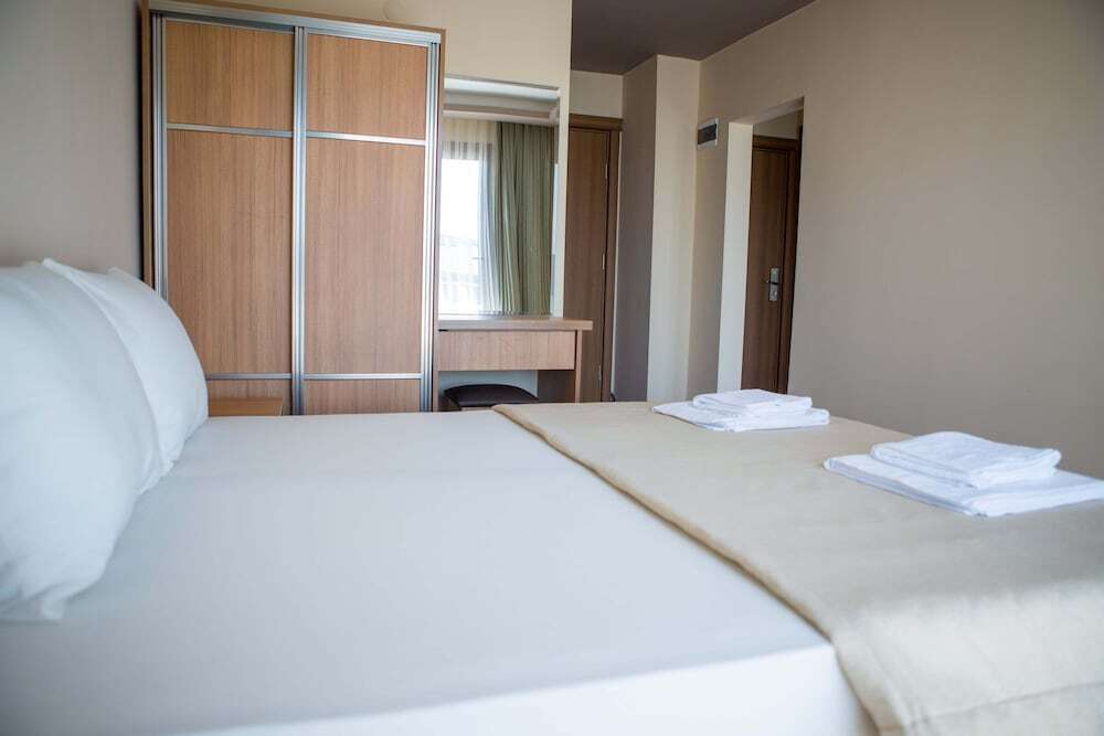Бурхание: Aliento Hotel