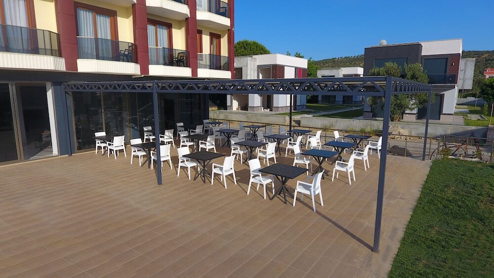 Бурхание: Aliento Hotel