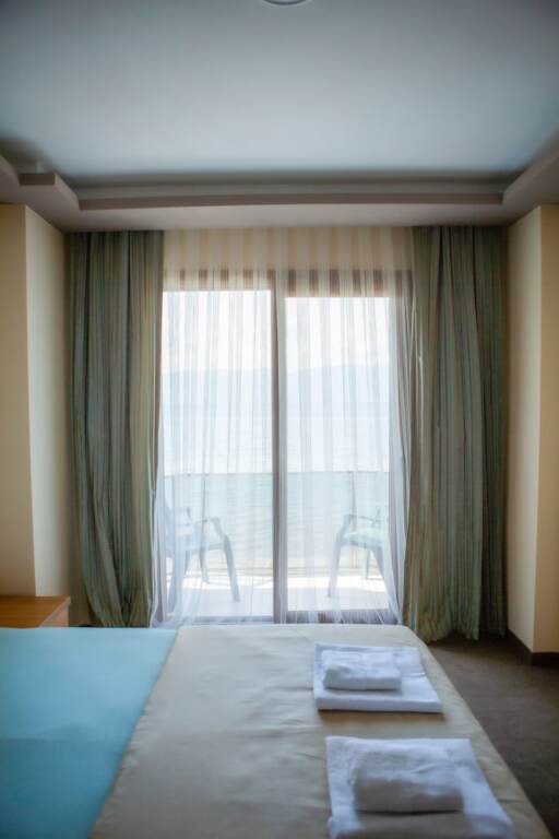 Бурхание: Aliento Hotel