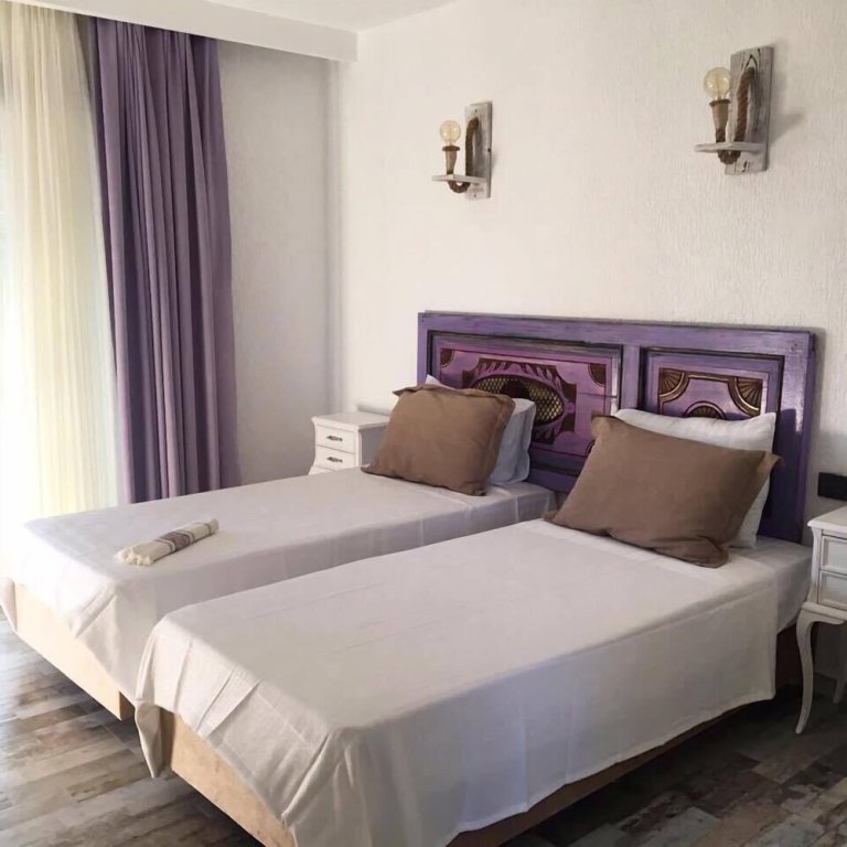 Бодрум: Mausolos Beach Hotel