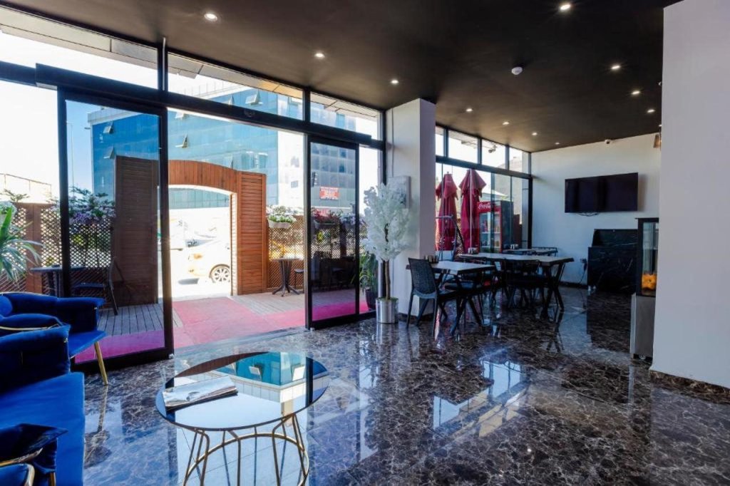 Acar Airport Hotel — фото 1