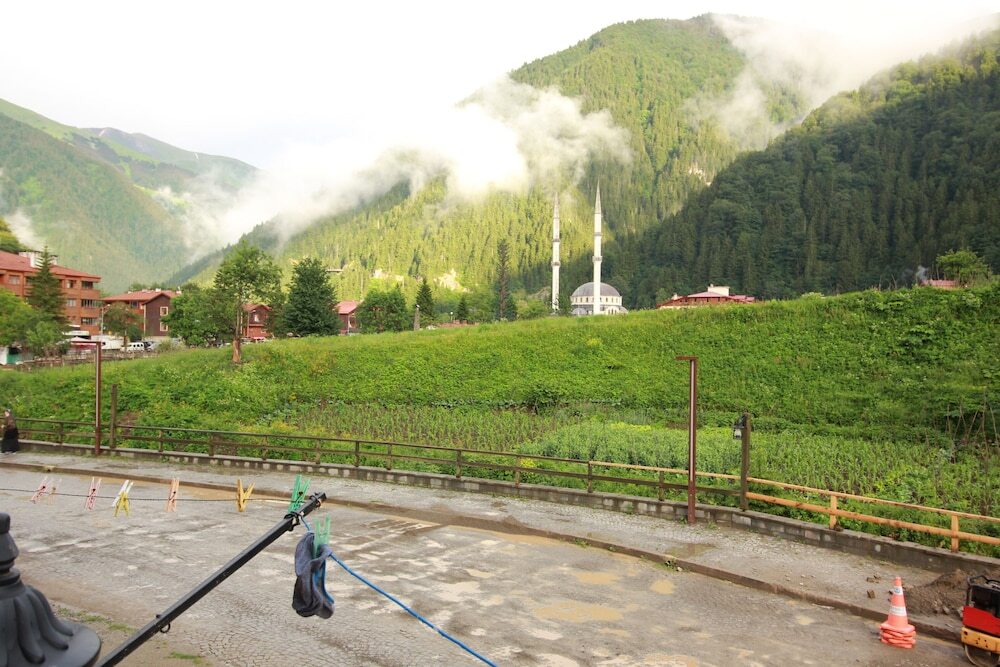 Узунгёль: Koc Motel
