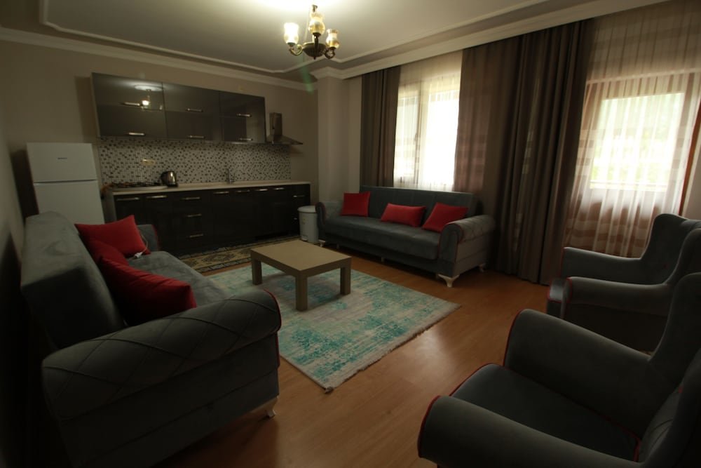 Узунгёль: Koc Motel