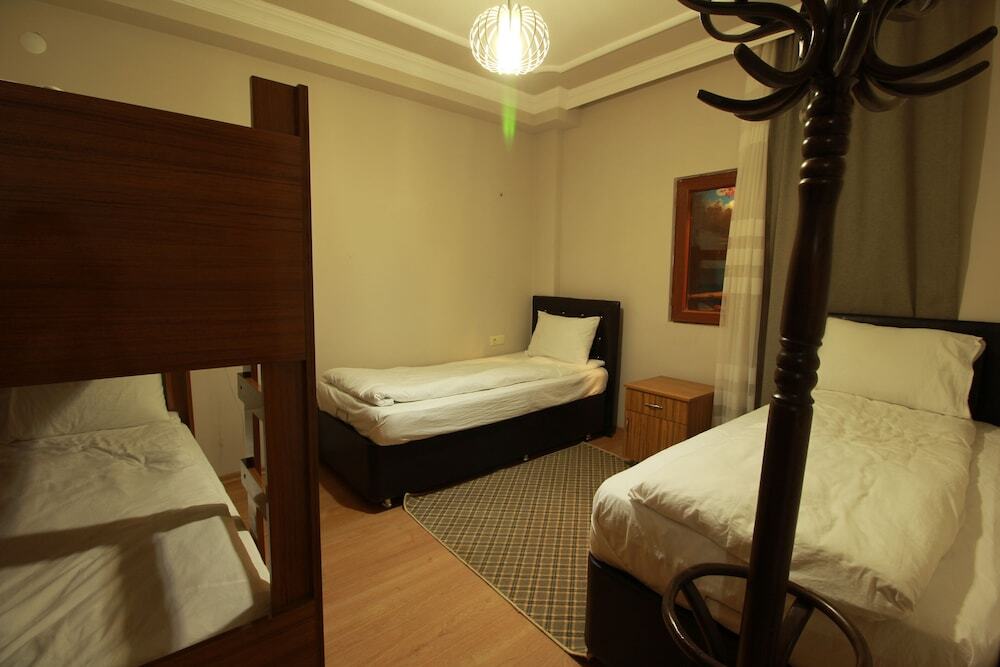 Узунгёль: Koc Motel