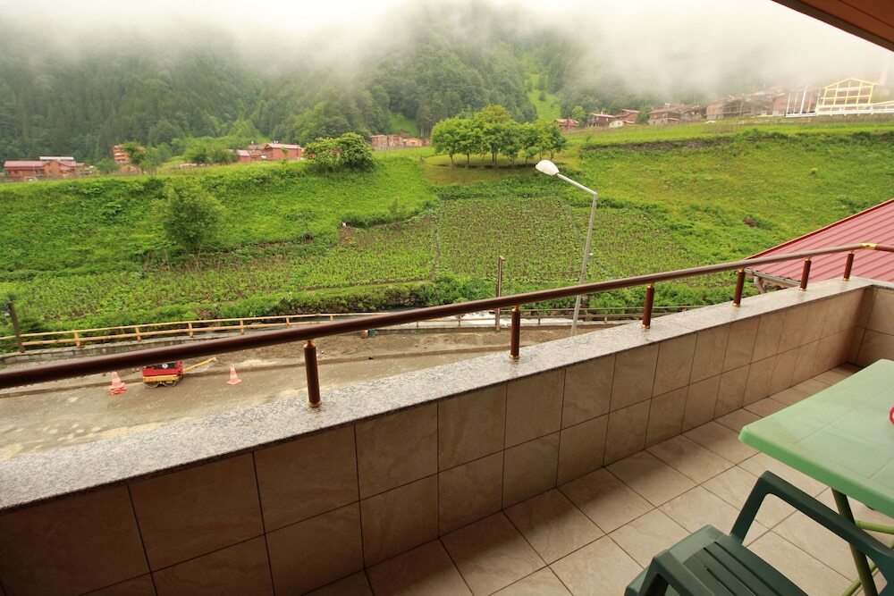 Узунгёль: Koc Motel