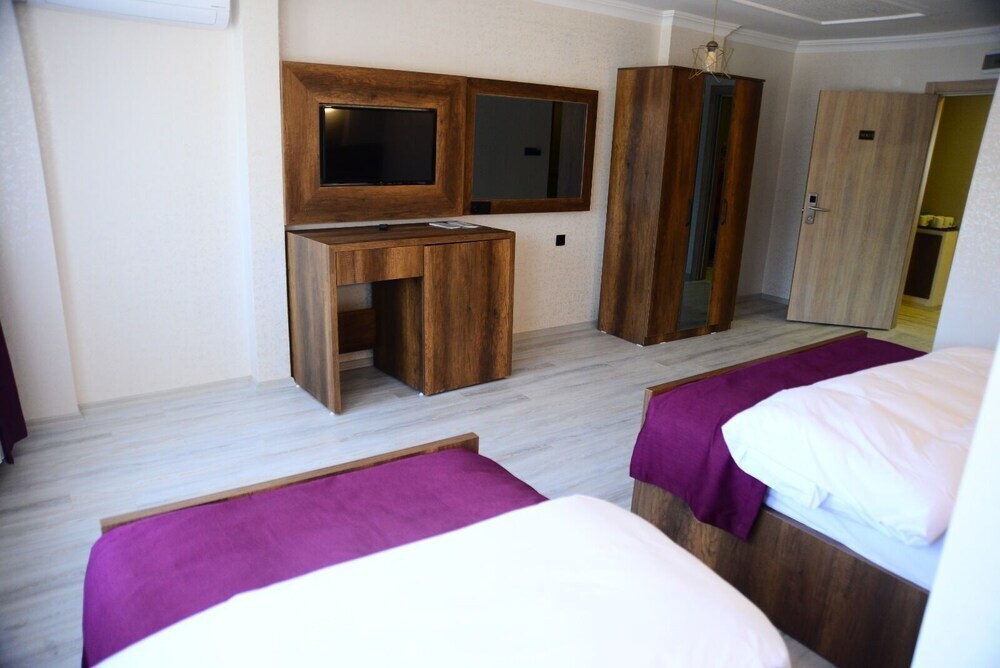 Карабюк: Ege Resort Hotel