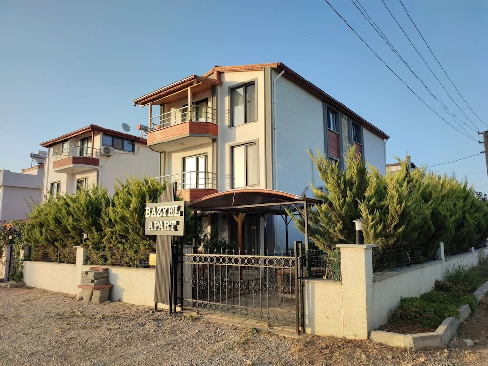 Гузеляли: Bazyel Apart Otel