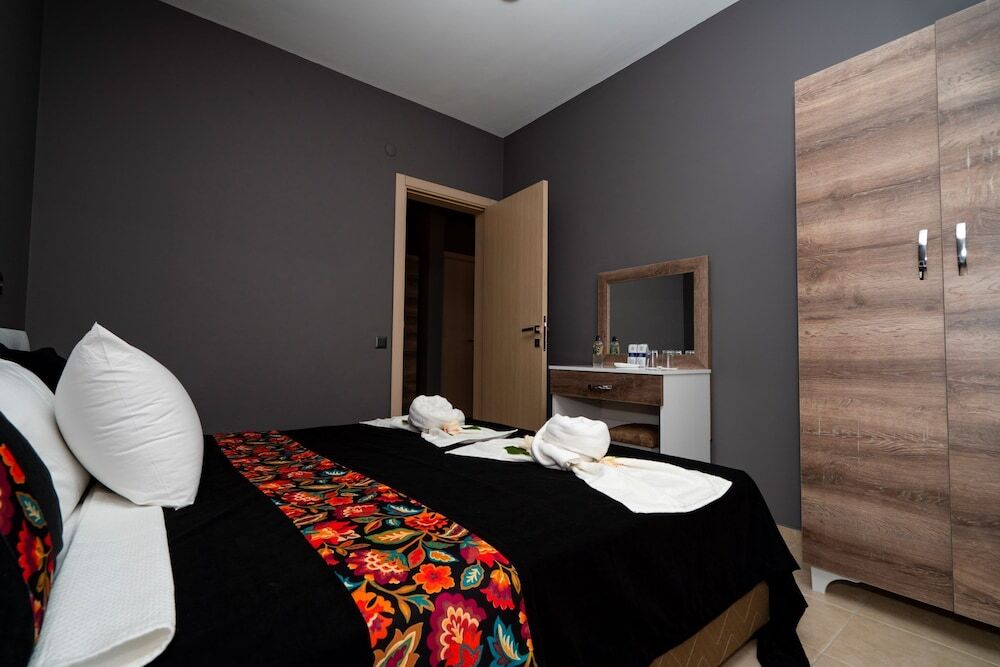 Кемер: Esquire Hotels & Lounges