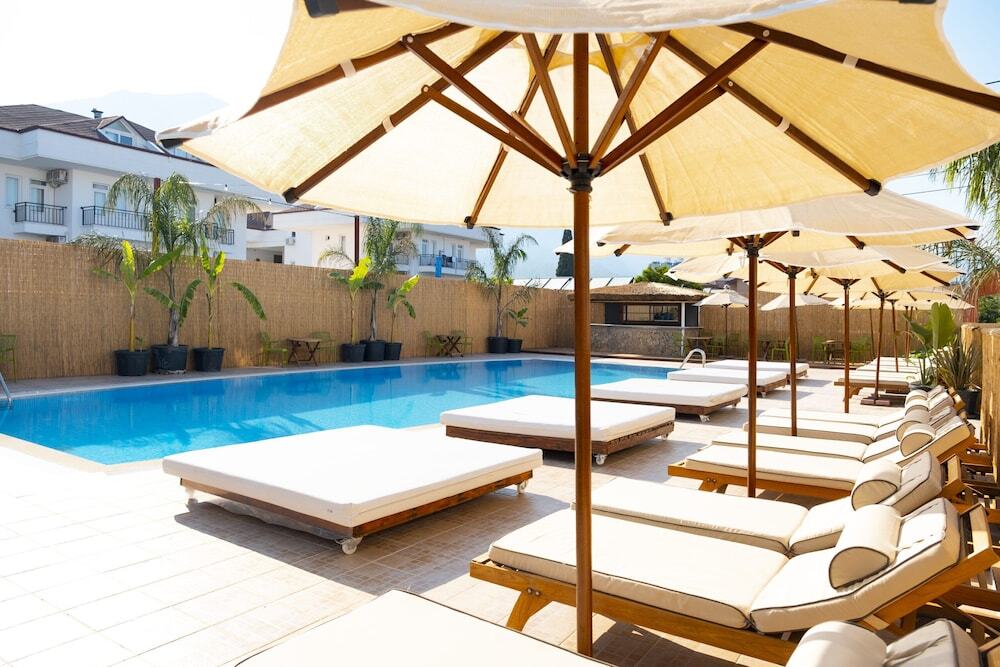 Кемер: Esquire Hotels & Lounges