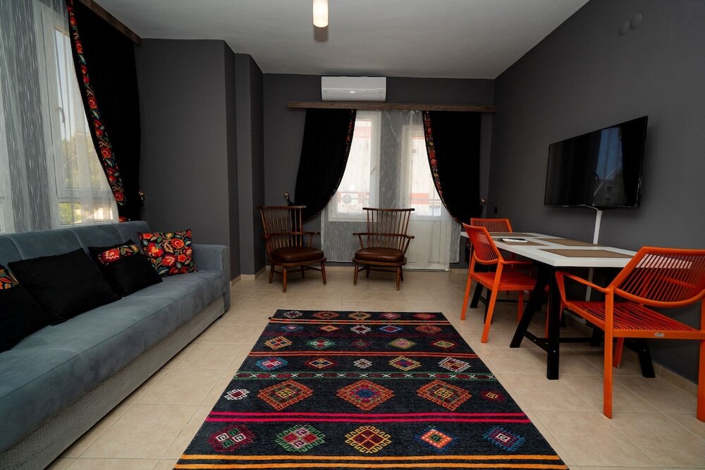 Кемер: Esquire Hotels & Lounges