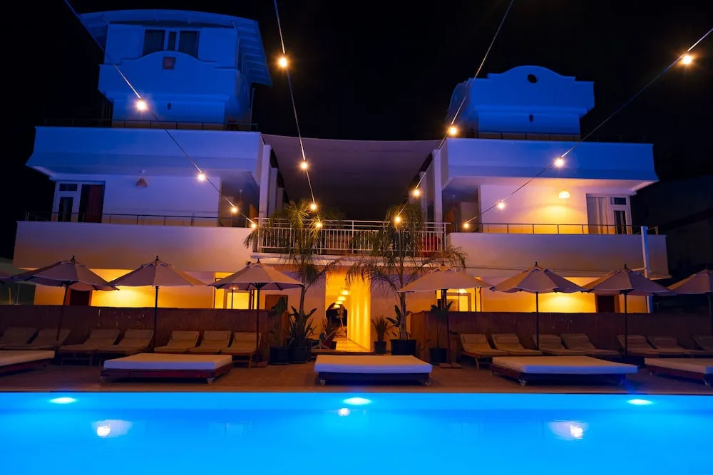 Кемер: Esquire Hotels & Lounges