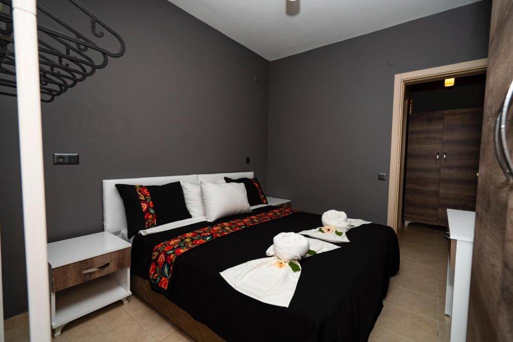 Кемер: Esquire Hotels & Lounges