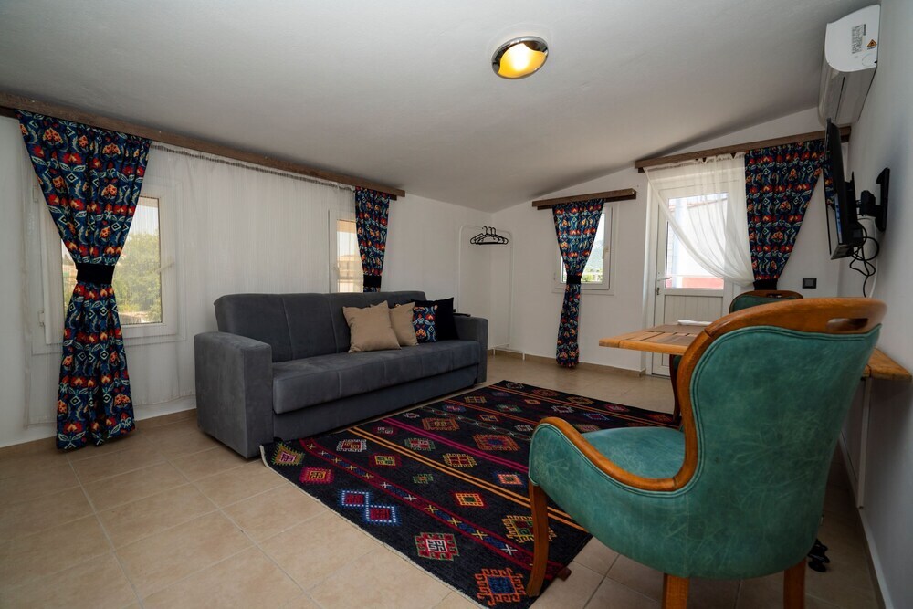 Кемер: Esquire Hotels & Lounges