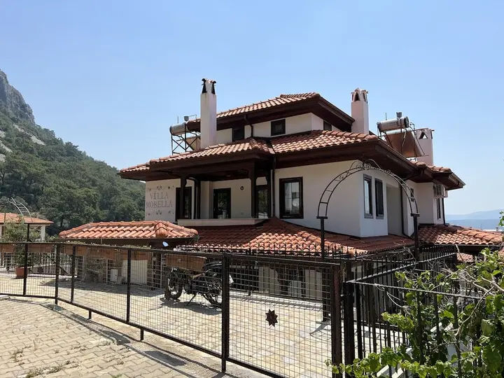 Акьяка: Villa Mobella