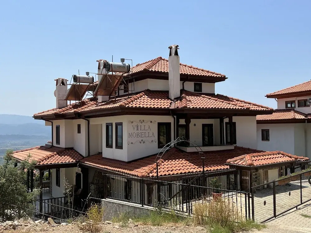 Акьяка: Villa Mobella