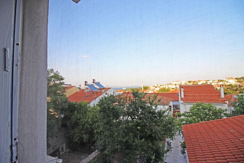 Бозджаада: Eflatun Guest House