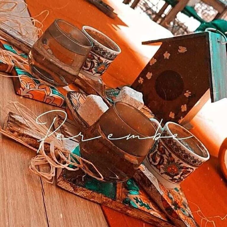Айвалык: Hayat Alti Otel