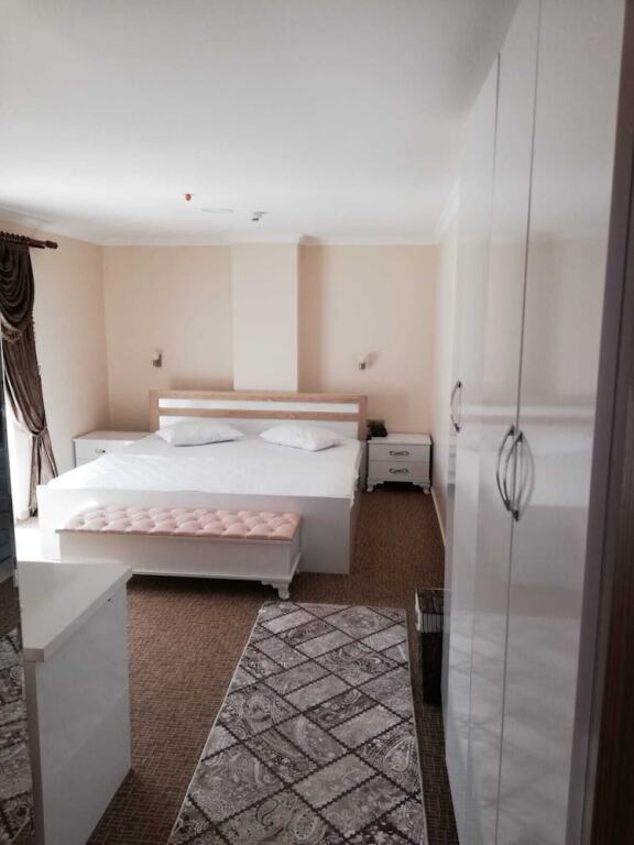 Измит: Otel Bostanci