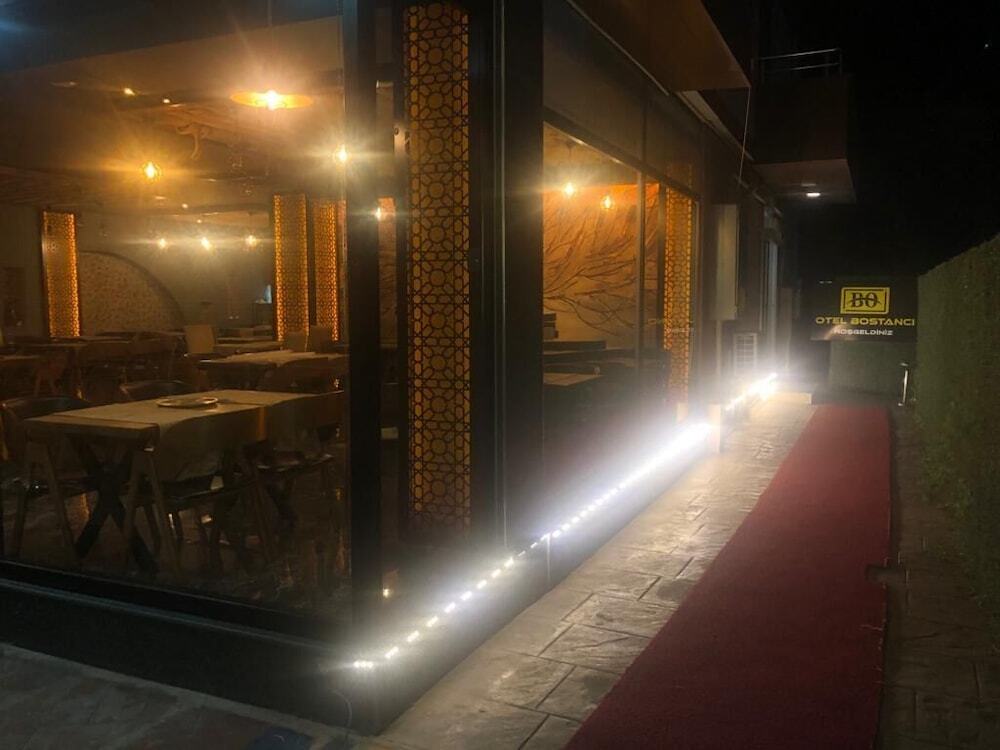 Измит: Otel Bostanci