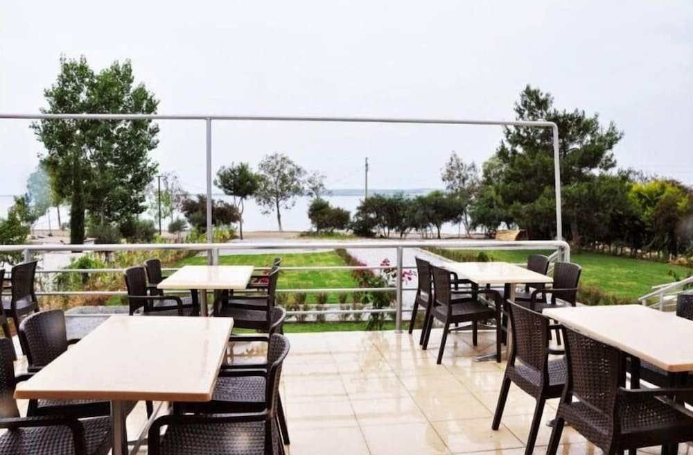 Капикири: Woxx Beach Hotel