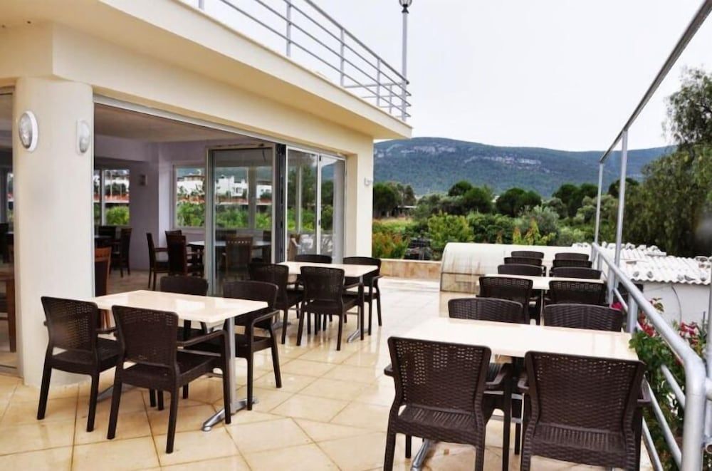 Капикири: Woxx Beach Hotel