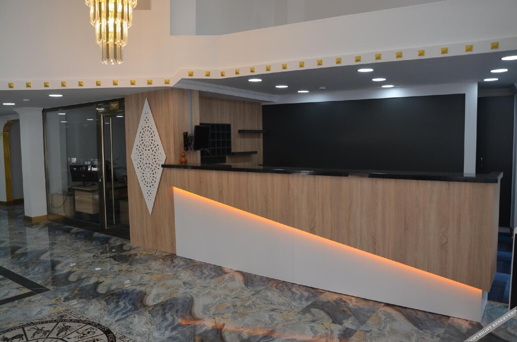 Анталья: Piyes Otel