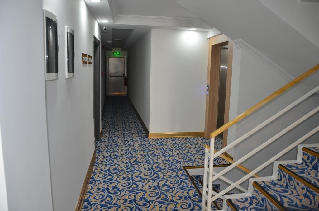 Анталья: Piyes Otel