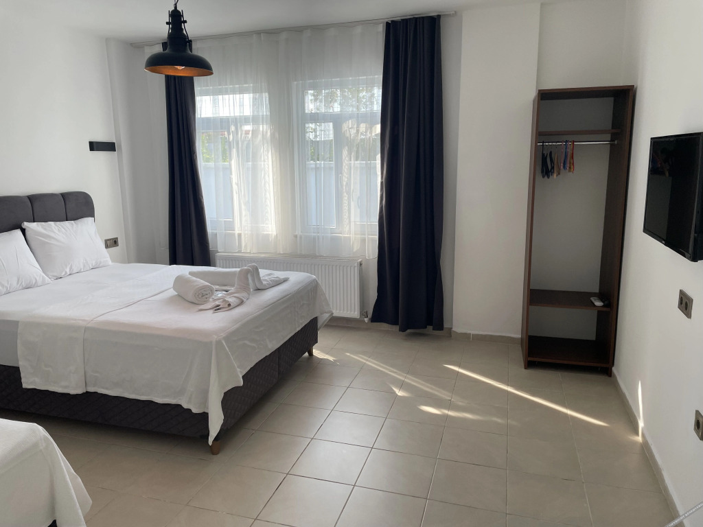 Зейтинликой: Parli Hotel