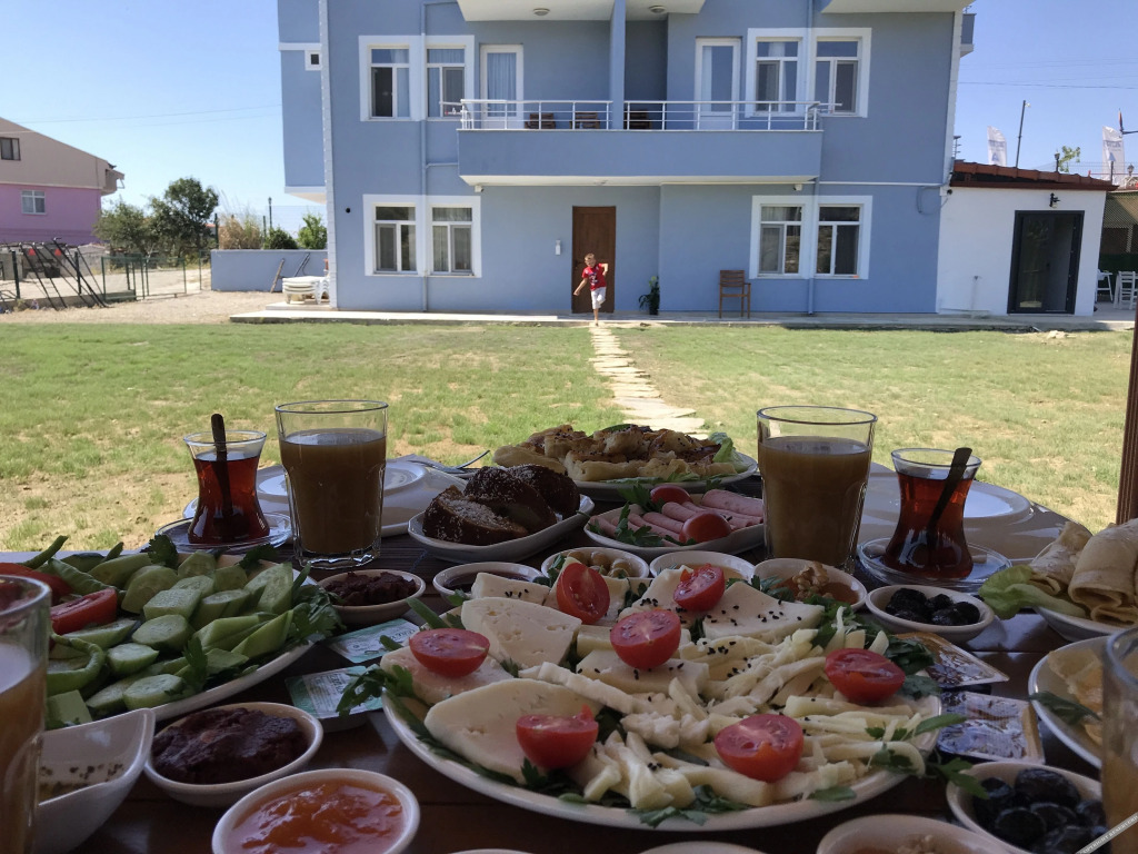 Зейтинликой: Parli Hotel