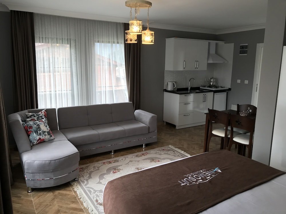 Узунгёль: Anemo Suite
