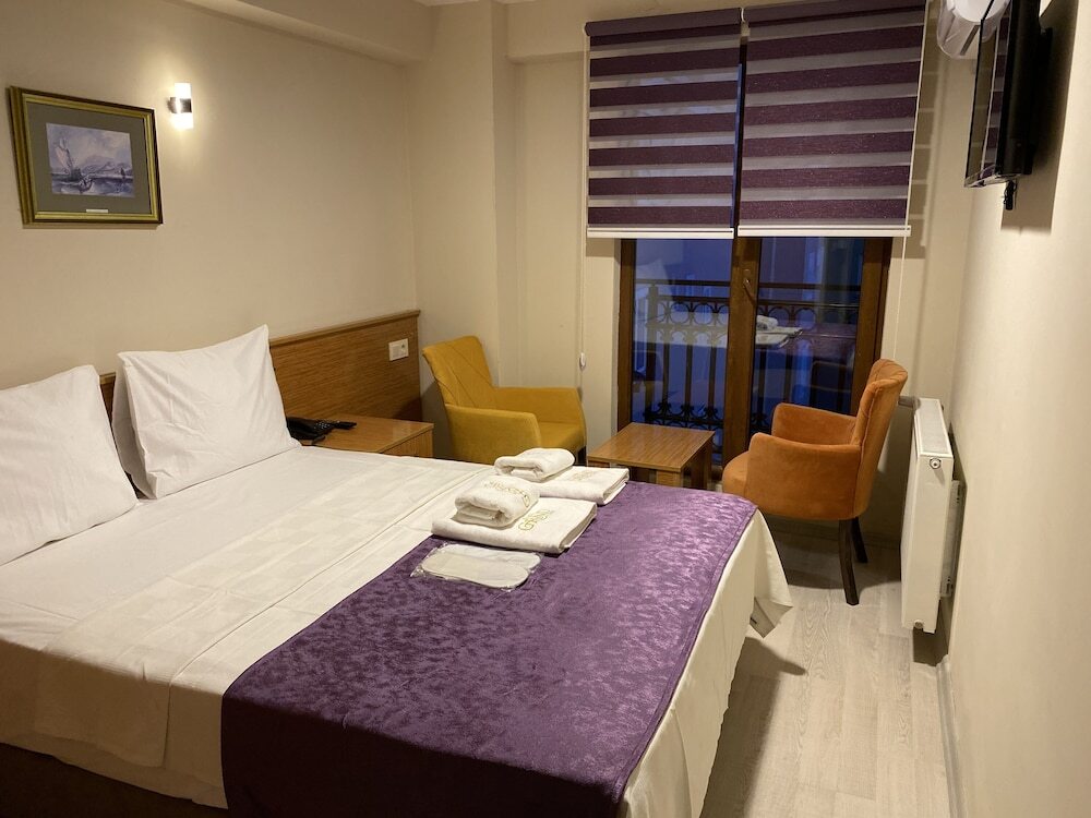 Корлу: Grand Life Hotel