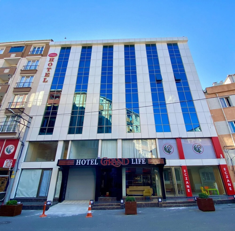 Корлу: Grand Life Hotel