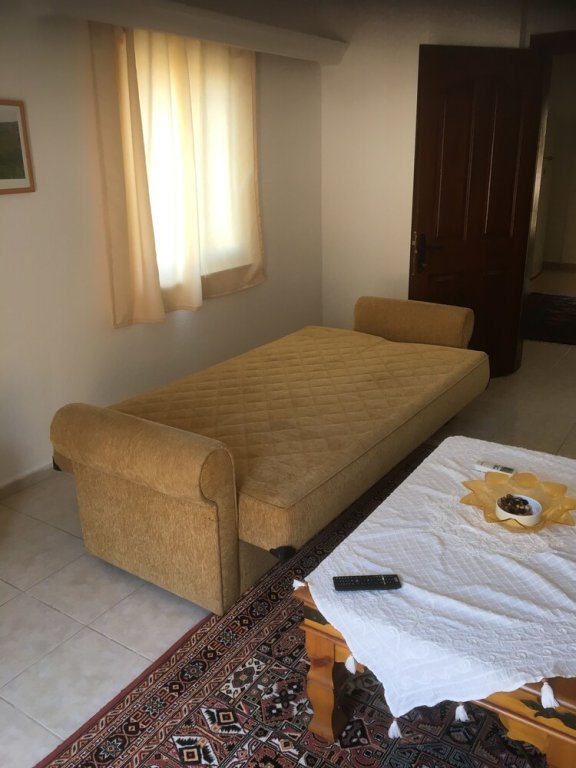 Турунч: Frankies Penthouse Apartment