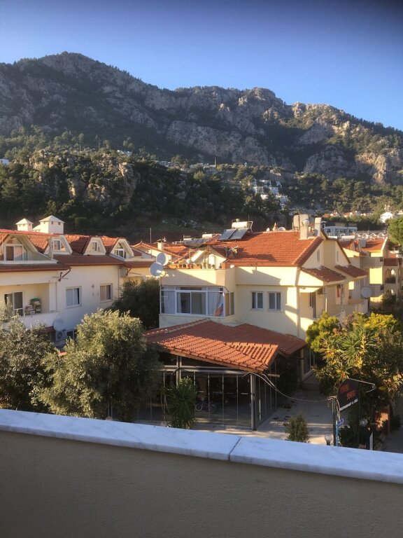 Турунч: Frankies Penthouse Apartment